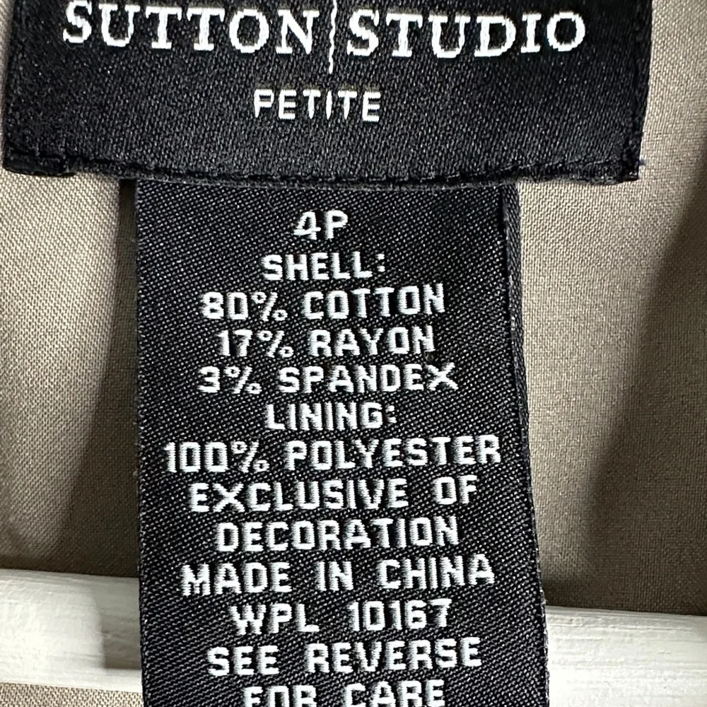 Sutton studio Duty Women's double breasted velvet Tan Blazer size 4p nautical